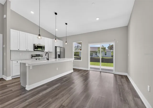 Photo 4 of Single family home for sale at 178 Green Pine Park, Rotonda West, FL 33947 | MLS# D6148968 | Listing updated on 2026-10-02