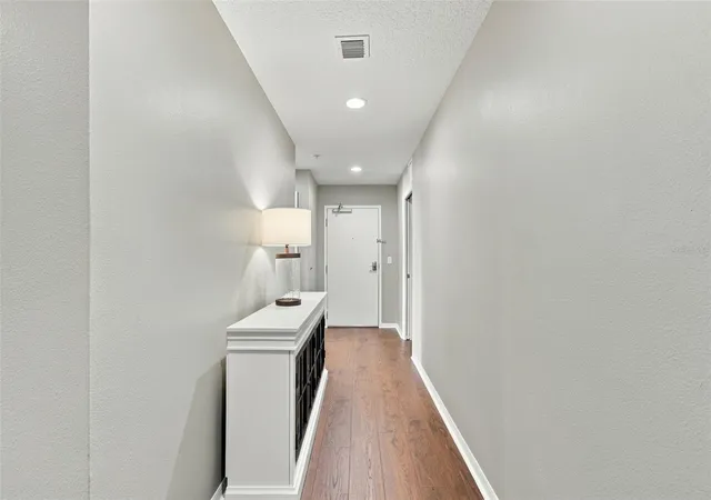 Photo 3 of Condo for sale at 226 5th Avenue N #M05, Saint Petersburg, FL 33701 | MLS# TB8553167 | Listing updated on 2026-10-02