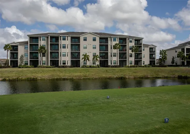 Photo 3 of Condo for sale at 18028 Gawthrop Dr #402, Bradenton, FL 34211 | MLS# A4707813 | Listing updated on 2026-10-01