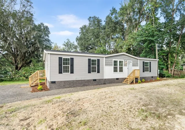 Photo 3 of Manufactured home for sale at 5239 Sw 67th Street, Gainesville, FL 32608 | MLS# GC543859 | Listing updated on 2026-10-07