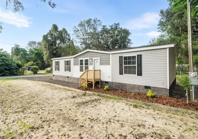 Photo 3 of Manufactured home for sale at 5239 SW 67th Street, Gainesville, FL 32608 | MLS# GC543859 | Listing updated on 2026-10-07