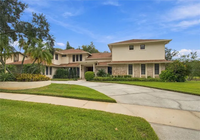 Single family home for sale at 14601 Anchoret Rd, TAMPA, FL 33618 | MLS# TB8553174