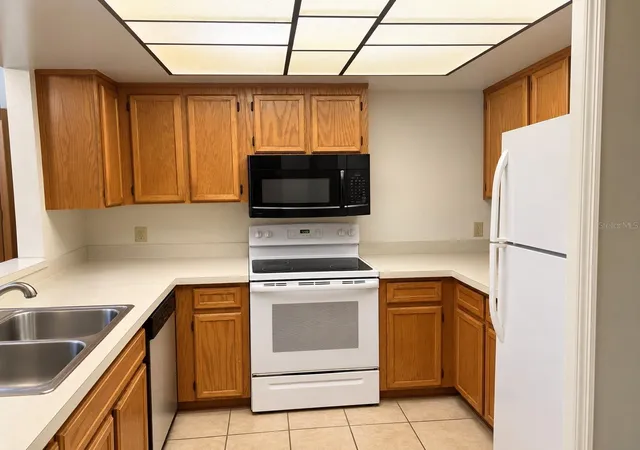 Photo 4 of House for sale at 3949 Journey Ct, Casselberry, FL 32707 | MLS# O6445839 | Listing updated on 2026-10-03