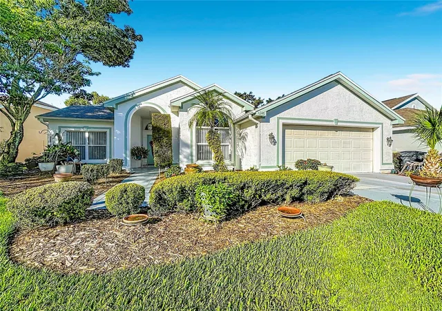 Photo 3 of Single family home for sale at 4336 Winding Oaks Cir, Mulberry, FL 33860 | MLS# L4965432 | Listing updated on 2026-10-06