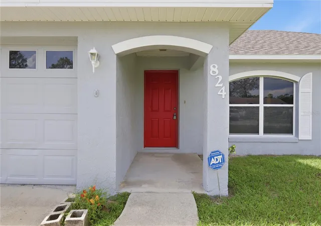 Photo 1 of Single family home for sale at 824 Alcan Ave, Deltona, FL 32738 | MLS# V4951570 | Listing updated on 2026-10-14