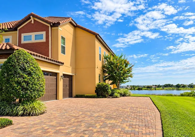 Photo 2 of Mansion for sale at 7747 Green Mountain Way, Winter Garden, FL 34787 | MLS# O6445847 | Listing updated on 2026-10-01