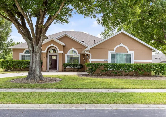 Photo 2 of Single family home for sale at 7904 Plum Blossom Ct, Kissimmee, FL 34747 | MLS# O6445852 | Listing updated on 2026-10-03