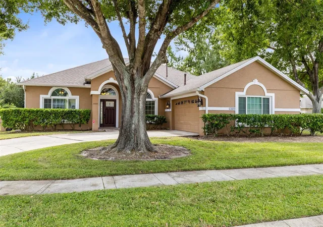 Photo 3 of Single family home for sale at 7904 Plum Blossom Ct, Kissimmee, FL 34747 | MLS# O6445852 | Listing updated on 2026-10-03