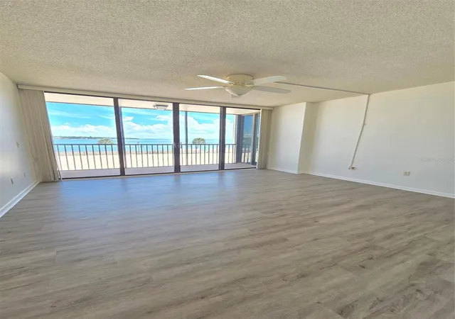 Photo 4 of Condo for sale at 7100 Sunshine Skyway Ln S #301, Saint Petersburg, FL 33711 | MLS# A4707823 | Listing updated on 2026-10-22