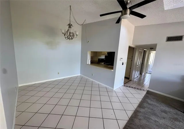 Listing Photo 5 - Condo for sale in building located at 8215 Sun Spring Cir, Orlando, FL 32825 - Unit #43