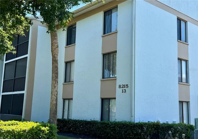 Photo 3 of Condo for sale at 8215 Sun Spring Cir #43, Orlando, FL 32825 | MLS# O6445853 | Listing updated on 2026-10-08