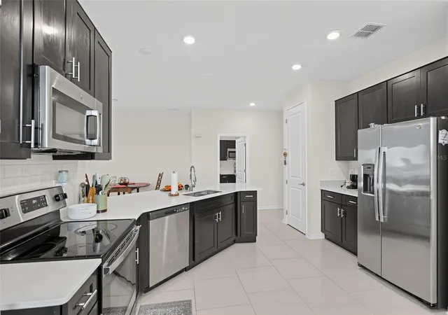Photo 4 of Single family home for sale at 6995 Church Lake St, Groveland, FL 34736 | MLS# O6445857 | Listing updated on 2026-10-05
