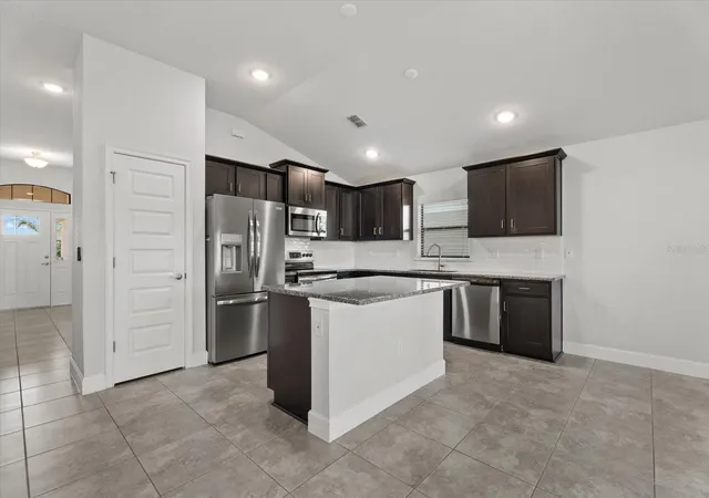 Photo 4 of Single family home for sale at 16117 61st Lane E, Parrish, FL 34219 | MLS# A4707825 | Listing updated on 2026-10-17
