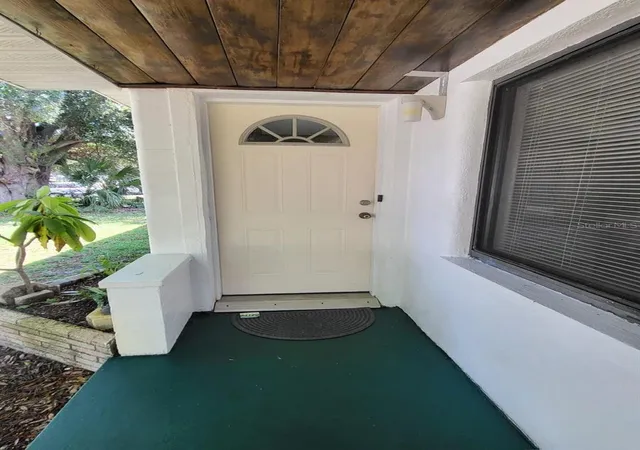 Photo 4 of Single family home for sale at 6738 5th Avenue N, Saint Petersburg, FL 33710 | MLS# TB8553205 | Listing updated on 2026-10-20