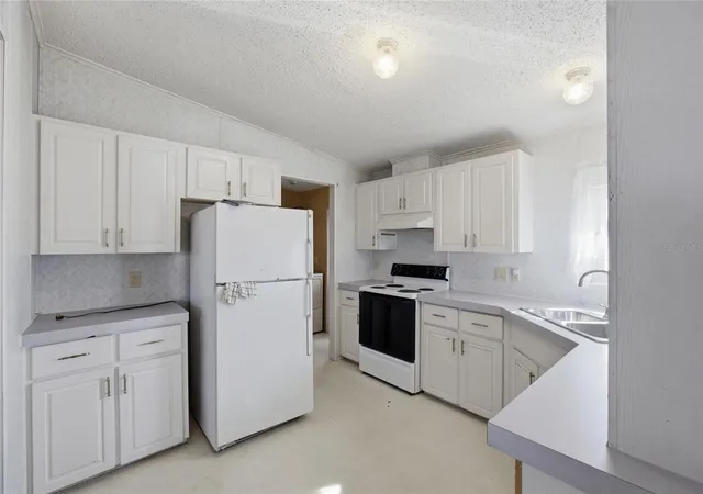 Photo 4 of Manufactured home for sale at 34900 Happiness Way, Zephyrhills, FL 33541 | MLS# TB8553206 | Listing updated on 2026-10-14