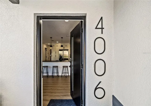 Photo 1 of Single family home for sale at 4006 W State St, Tampa, FL 33609 | MLS# TB8553207 | Listing updated on 2026-09-30