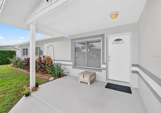 Photo 3 of Single family home for sale at 8428 Iris Ave, Seminole, FL 33777 | MLS# TB8553208 | Listing updated on 2026-10-06