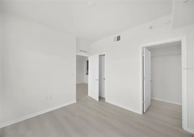 Photo 3 of Condo for sale at 5563 Millenia Park Blvd #412, Orlando, FL 32839 | MLS# O6445874 | Listing updated on 2026-10-08