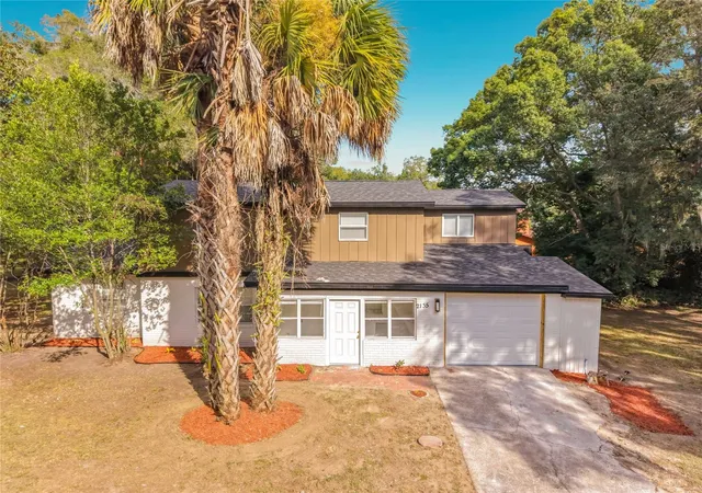 Photo 1 of Sale Pending at 2135 Northwest, Ocala, FL 34475 | MLS# V4951573 | Listing updated on 2026-10-02