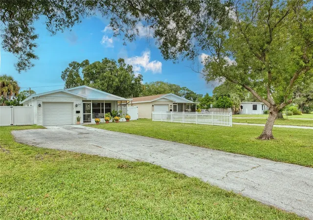 Photo 1 of Single family home for sale at 643 Southwest Blvd N, Saint Petersburg, FL 33703 | MLS# TB8553219 | Listing updated on 2026-10-06