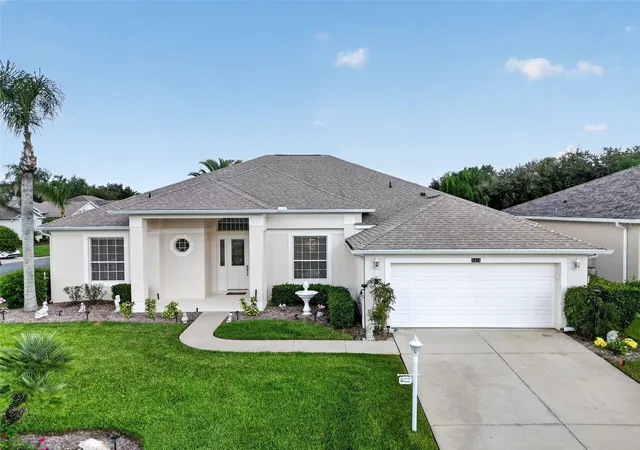Photo 1 of Single family home for sale at 5418 Barnwell Ct, Leesburg, FL 34748 | MLS# G5118405 | Listing updated on 2026-10-02