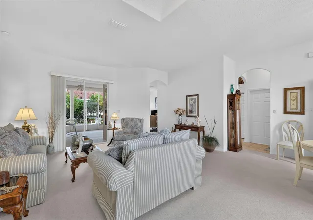 Photo 4 of Single family home for sale at 5418 Barnwell Ct, Leesburg, FL 34748 | MLS# G5118405 | Listing updated on 2026-10-02
