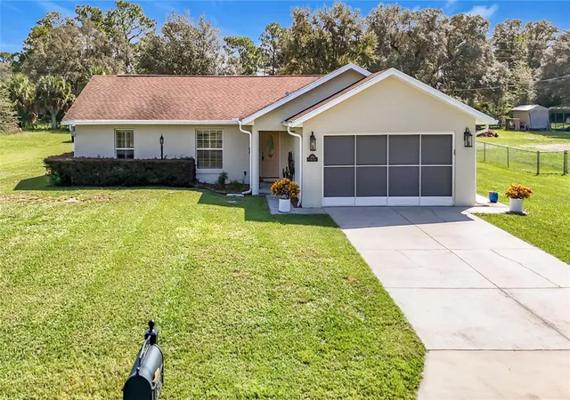 Photo 1 of Single family home for sale at 3753 S Emma Jane Ter, Homosassa, FL 34448 | MLS# W7889921 | Listing updated on 2026-10-01