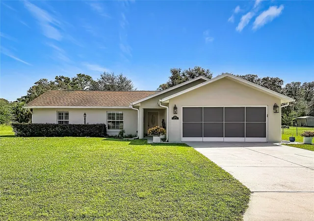 Photo 3 of Single family home for sale at 3753 S Emma Jane Ter, Homosassa, FL 34448 | MLS# W7889921 | Listing updated on 2026-10-01