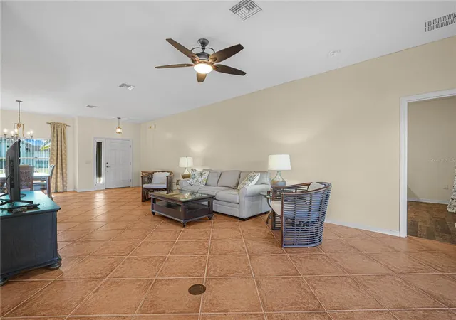 Photo 4 of Single family home for sale at 5344 Nicklaus Dr, Winter Haven, FL 33884 | MLS# P4940027 | Listing updated on 2026-10-04