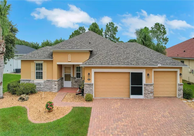 Photo 2 of Single family home for sale at 4513 Antietam Crk Trl, Leesburg, FL 34748 | MLS# G5118406 | Listing updated on 2026-10-02