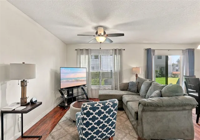 Photo 3 of Townhouse for sale at 6431 Windsor Lakes Cir, Sanford, FL 32773 | MLS# O6445883 | Listing updated on 2026-10-06