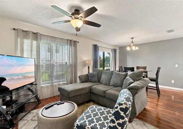 Photo 4 of Townhouse for sale at 6431 Windsor Lakes Cir, Sanford, FL 32773 | MLS# O6445883 | Listing updated on 2026-10-06