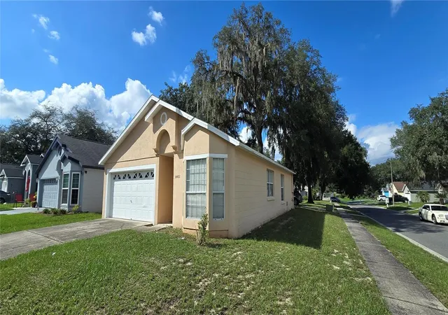 Photo 2 of Single family home for sale at 6401 Ruthie Dr, Orlando, FL 32818 | MLS# O6445887 | Listing updated on 2026-10-08