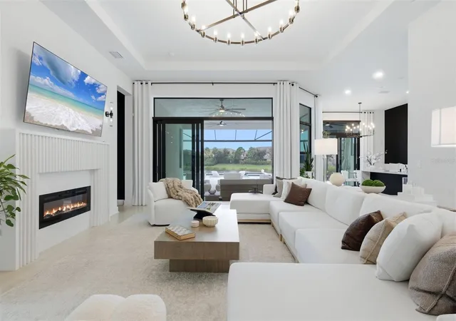 Photo 4 of Single family home for sale at 4683 Cedron Ct, Sarasota, FL 34240 | MLS# A4707832 | Listing updated on 2026-10-05