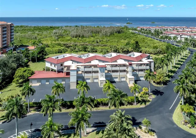 Photo 2 of Condo for sale at 3220 Southshore Dr #24B, Punta Gorda, FL 33955 | MLS# N6145986 | Listing updated on 2026-10-02
