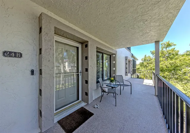Photo 3 of Condo for sale at 3220 Southshore Dr #24B, Punta Gorda, FL 33955 | MLS# N6145986 | Listing updated on 2026-10-02