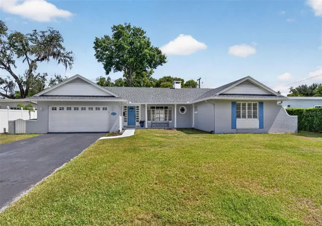 Photo 1 of Single family home for sale at 200 Seneca Trl, Maitland, FL 32751 | MLS# O6445899 | Listing updated on 2026-10-06