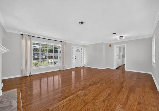 Photo 3 of Single family home for sale at 200 Seneca Trl, Maitland, FL 32751 | MLS# O6445899 | Listing updated on 2026-10-06