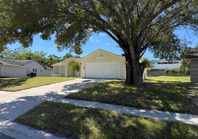 Photo 1 of Single family home for sale at 400 Ashbourne Dr, Orlando, FL 32835 | MLS# O6445904 | Listing updated on 2026-09-30