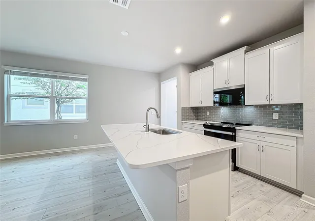 Photo 4 of Townhouse for sale at 1158 Crk Valley Ct, Brandon, FL 33511 | MLS# TB8553254 | Listing updated on 2026-10-04