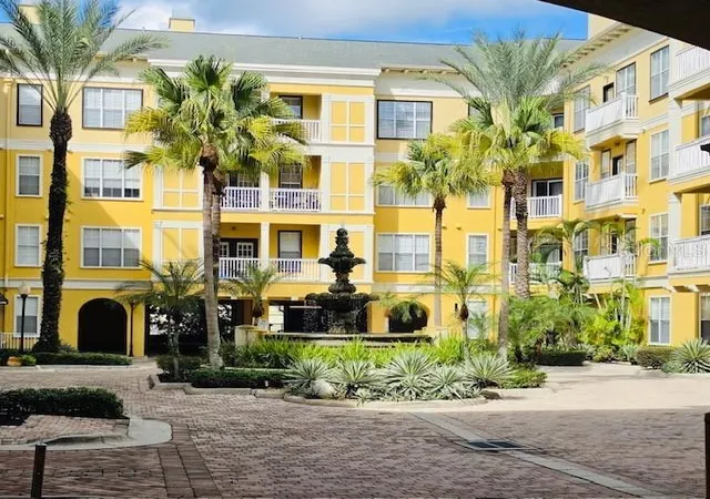 Photo 2 of Condo for sale at 860 N Orange Ave #328, Orlando, FL 32801 | MLS# O6445907 | Listing updated on 2026-10-08
