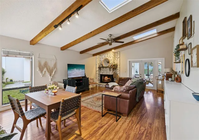 Photo 3 of Single family home for sale at 725 Adidas Rd, Winter Springs, FL 32708 | MLS# O6445911 | Listing updated on 2026-10-03