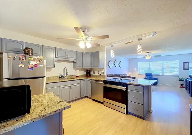 Photo 2 of Single family home for sale at 1520 Belle Glade Ave, Sun City Center, FL 33573 | MLS# TB8553263 | Listing updated on 2026-10-10