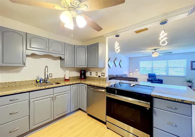 Photo 3 of Single family home for sale at 1520 Belle Glade Ave, Sun City Center, FL 33573 | MLS# TB8553263 | Listing updated on 2026-10-10