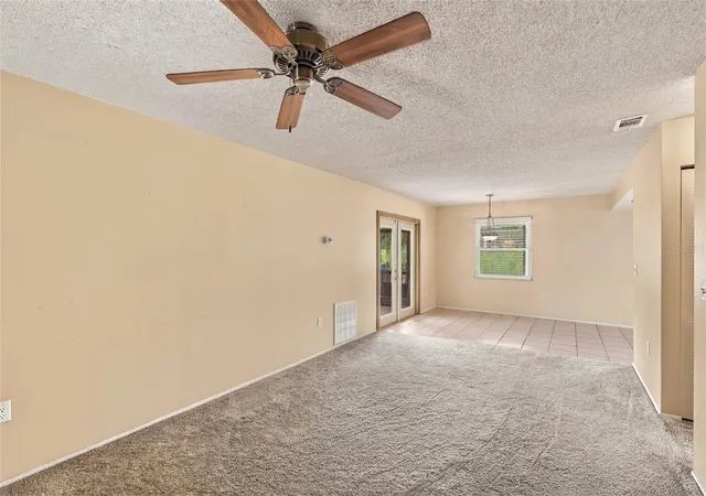 Photo 3 of Single family home for sale at 5522 82nd Avenue Dr E, Palmetto, FL 34221 | MLS# R4912073 | Listing updated on 2026-10-02