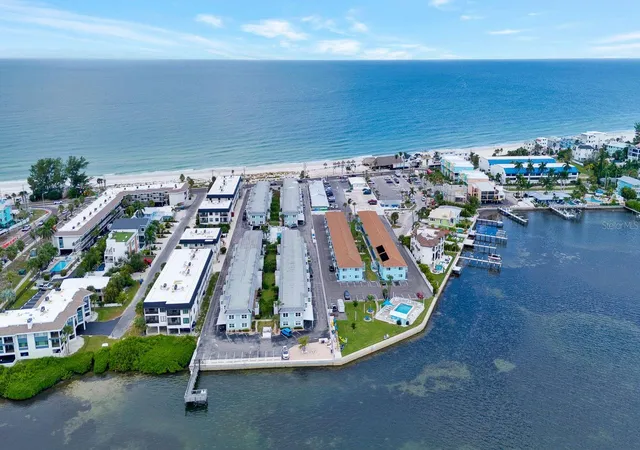 Photo 3 of Condo for sale at 611 Gulf Dr N #A14, Bradenton Beach, FL 34217 | MLS# A4707838 | Listing updated on 2026-10-06