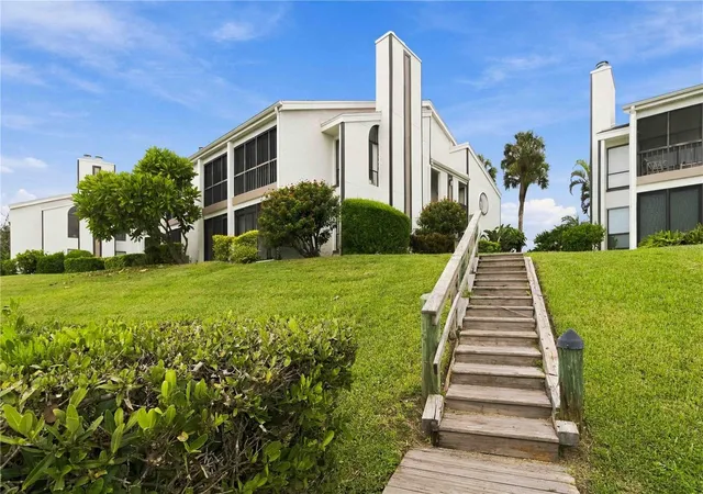Photo 4 of Condo for sale at 8734 54th Avenue W #8734, Bradenton, FL 34210 | MLS# A4707843 | Listing updated on 2026-10-07