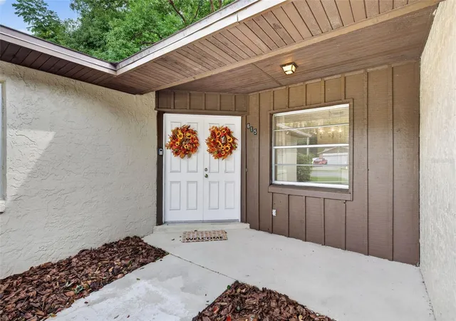 Photo 2 of Single family home for sale at 615 Pearl Rd, Winter Springs, FL 32708 | MLS# O6445919 | Listing updated on 2026-10-03