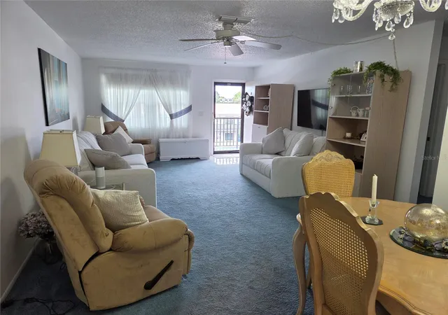 Listing Photo 4 - Condo for sale in building located at 5969Th Ter Park Dr N, St. Petersburg, FL 33709 - Unit #305