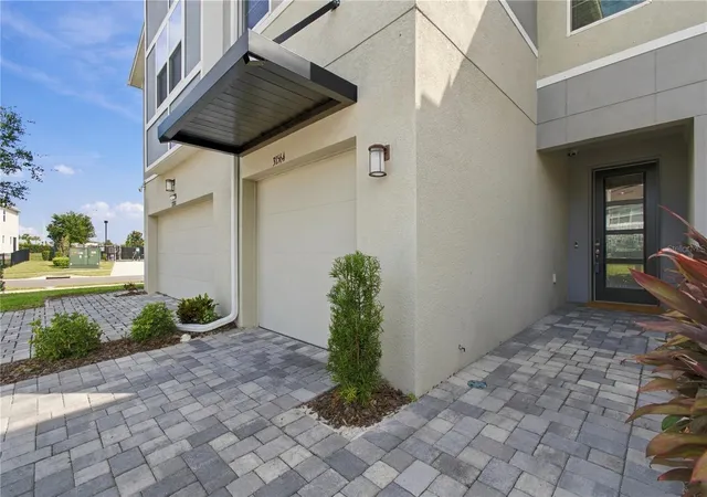 Photo 4 of Townhouse for sale at 31564 Woodland Race Loop, Wesley Chapel, FL 33545 | MLS# TB8553277 | Listing updated on 2026-10-09